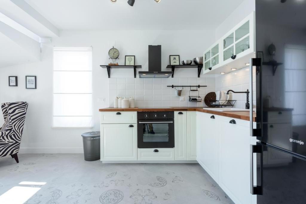 Apartments Villa Capitano มลินี ภายนอก รูปภาพ
